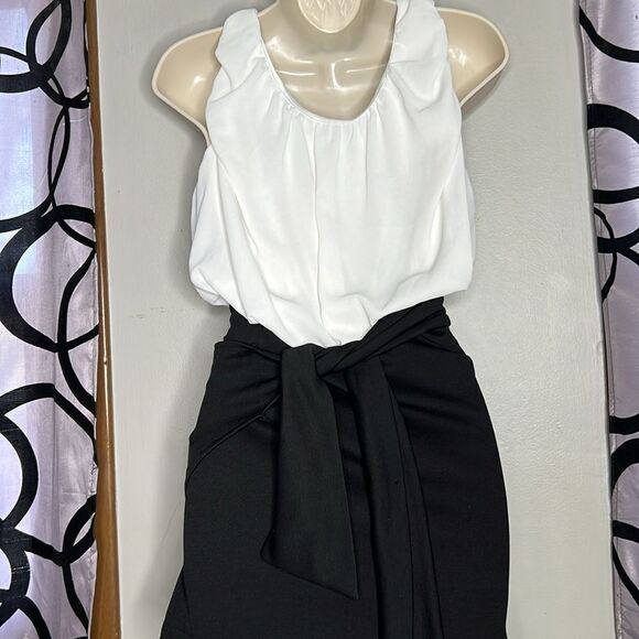 Women’s black and white color block dress with wrap skirt, size small - Picture 10 of 10
